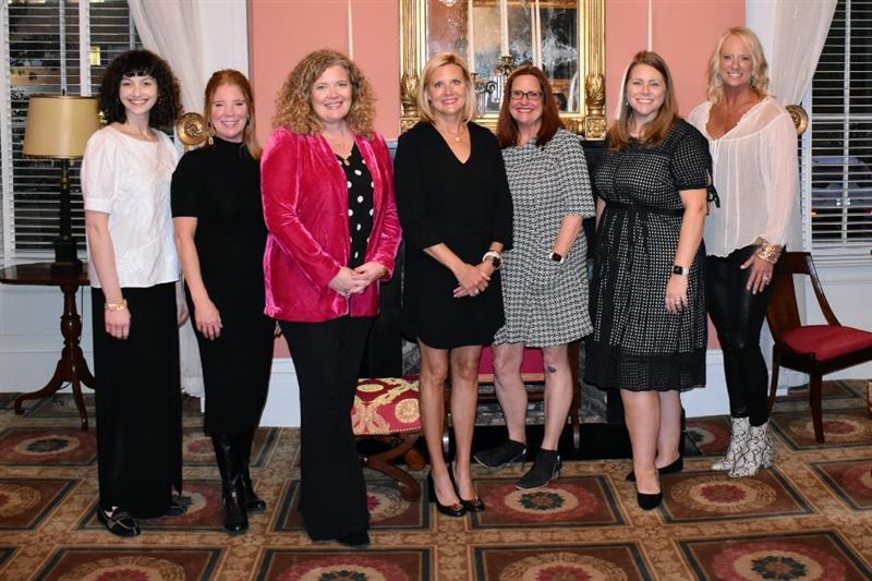 First Lady of Mississippi Elee Reeves Hosts Volunteer Mississippi Commissioners' Reception